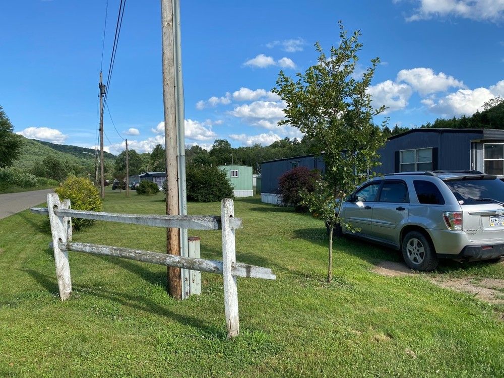 160 Railroad Ave, Roulette, PA 16746